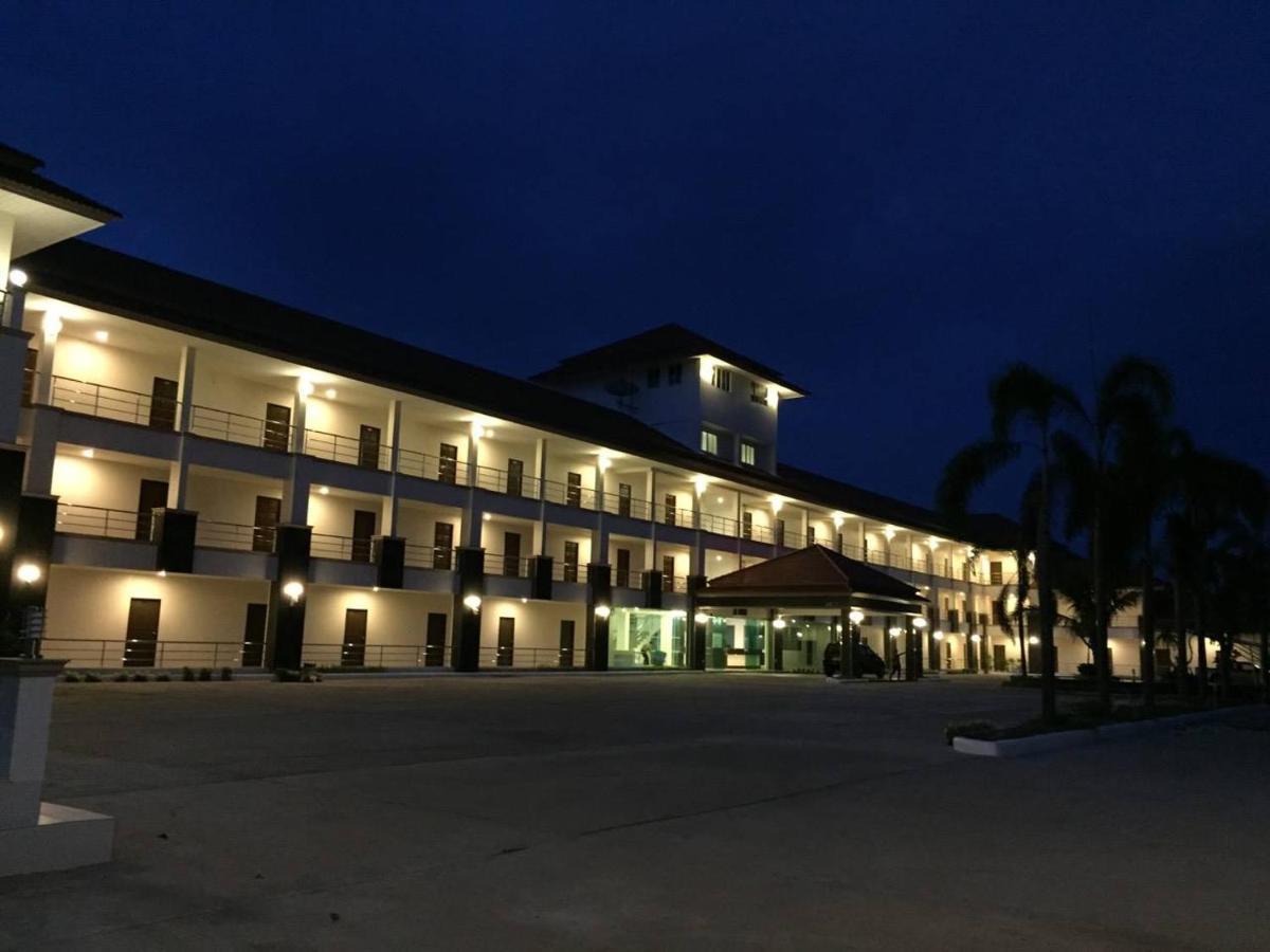Grand Place Resort أودون ثاني المظهر الخارجي الصورة